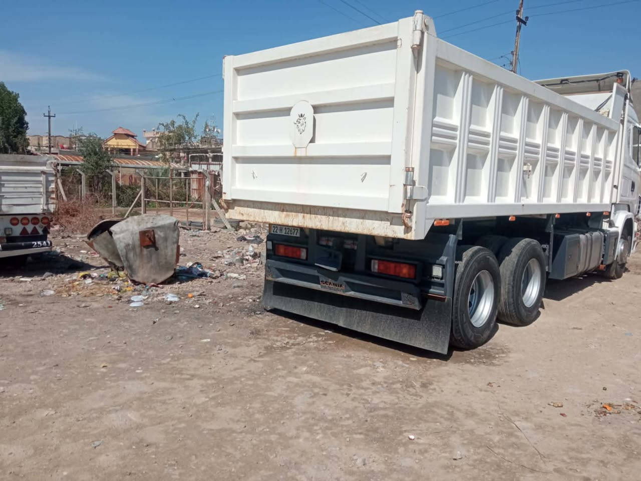 موديل 2007. مكينه 480 لا بخاو ولا تنقيص كير كوبره 3/3 . سنويه جديده مسجله قلاب سحال مزوج بلادي تخم تاير حداديه جديده بدي تفصال جديد كفاله عامه جاهزه العمل    ***********
— مع ‏علي حسن‏.
