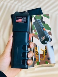 صاعق كهربائي • كشاف LED • قابل للشحن