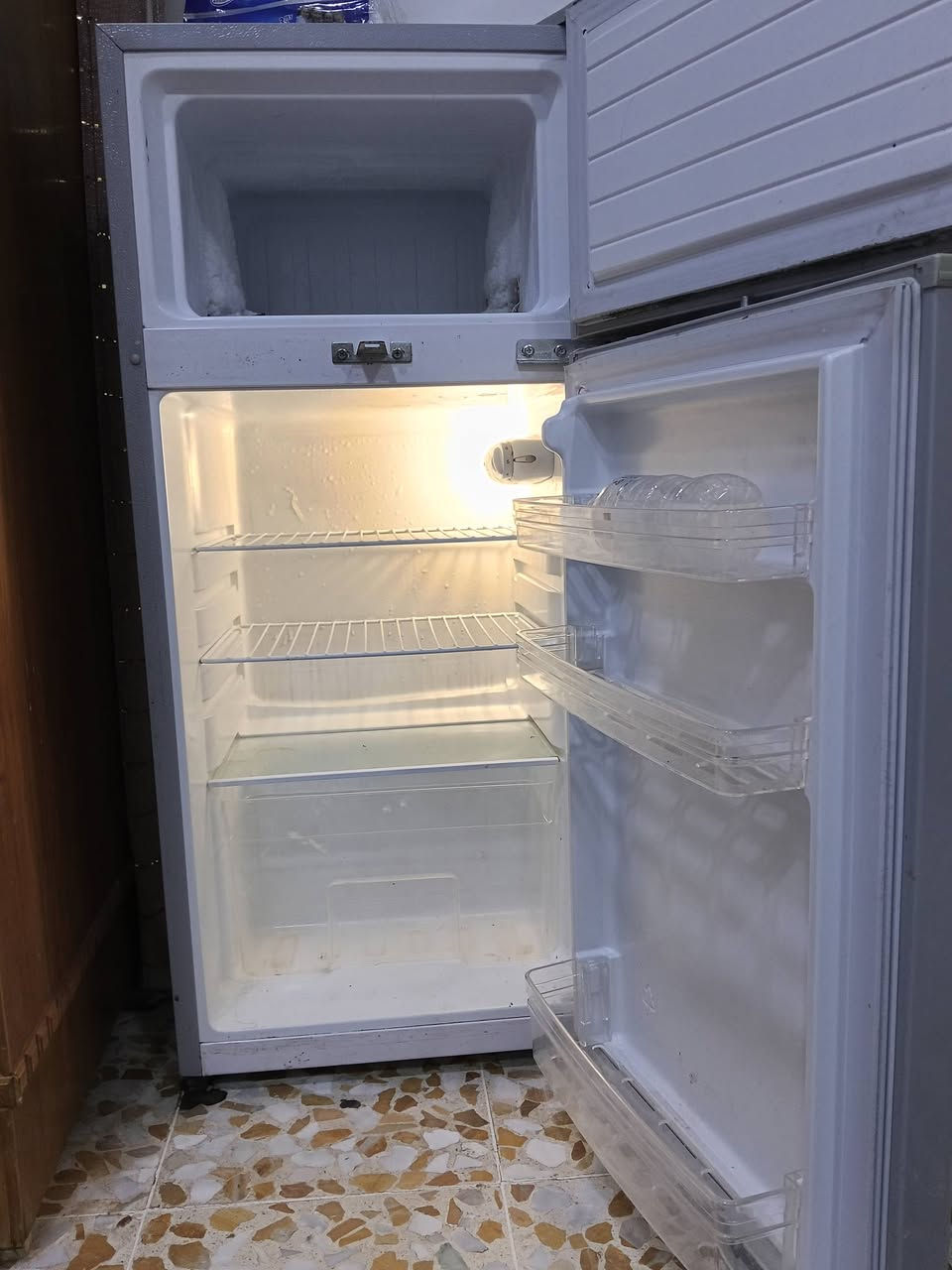 ثلاجة 5 قدم شرط نظيف 160 اخدتو من الشركه الوطنية


**إذا كنت صاحب هذا الإعلان وتريد حذفه لأي سبب، رجاءا أرسل رسالة إلى الدعم الفني**