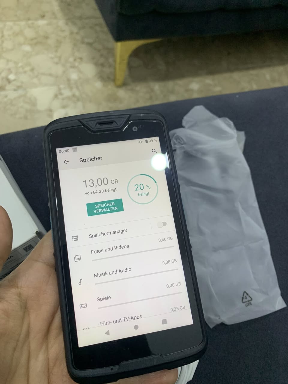 75 الف

يظهر في الصورة جهاز Unitech EA520، وهو حاسوب محمول متين (PDA) مصمم للأعمال، ويتميز ببطارية قابلة للإزالة بقدرة 4100 مللي أمبير.يحتوي الجهاز على قارئ باركود مدمج ونظام NFC، مما يجعله مناسباً للاستخدام في المستودعات والخدمات اللوجستية.يعمل الجهاز بنظام أندرويد ويأتي بذاكرة 4 جيجابايت رام و 64 جيجابايت للتخزين.


**إذا كنت صاحب هذا الإعلان وتريد حذفه لأي سبب، رجاءا أرسل رسالة إلى الدعم الفني**