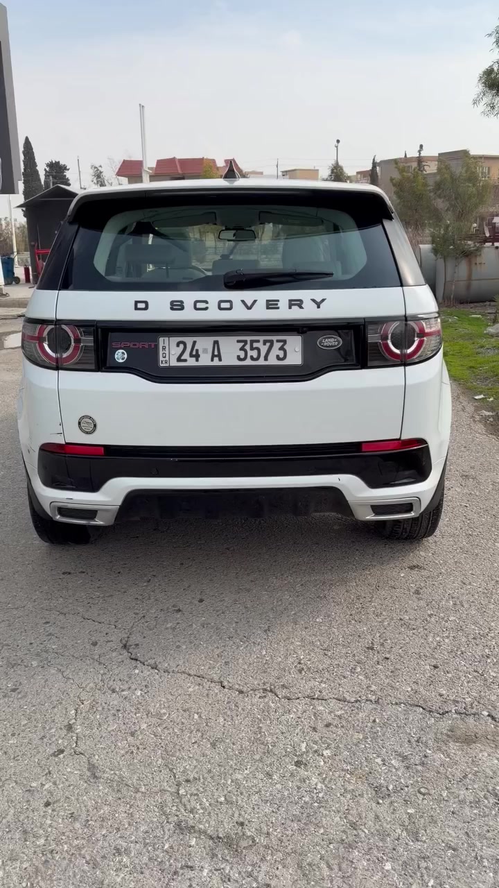 مساء الخير ، رمضان كريم عليكم
Land rover Discovery Sport 2000 tirbu
2018 النوع المرغوب
سيارة فول بانوراما 
بانزين
رقم مميز
السيارة مسويلها ادامة كاملة يم مركز تان قبل ١٥ يوم
مبدل نص تخم تاير 
وهواية شغلات 
فحصها ينتهي بشهر السابع 
كاملة والكمال لله
ماشي 158 كيلو متر
اخت الكلين تفاصيلها وسونارها مرفق بالمنشور
مكانها بغداد القادسية 
سعر شرائها قبل اقل السنة 22,000
مشيتهة 3000 كيلو فقط ما استخدمتها  لكثرة سفري
سعر البيع  145 ورقة
سنوية باسمي تريد تحويل وكالة 
رقم التواصل ***********
الله يجعلها من قسمة الي يستاهلها
 لان ماكو سيارة  بهيج نظافة وهيج سعر
