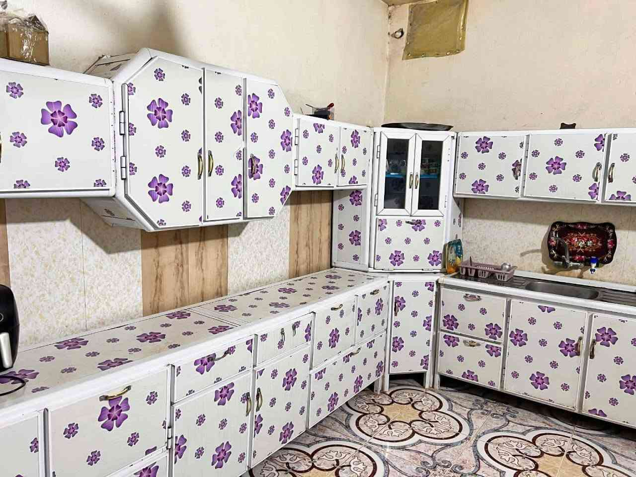 كاونتر فره   الكاونتر  مترتين ولسنك متر ونص  للبيع  جديد  ***********
