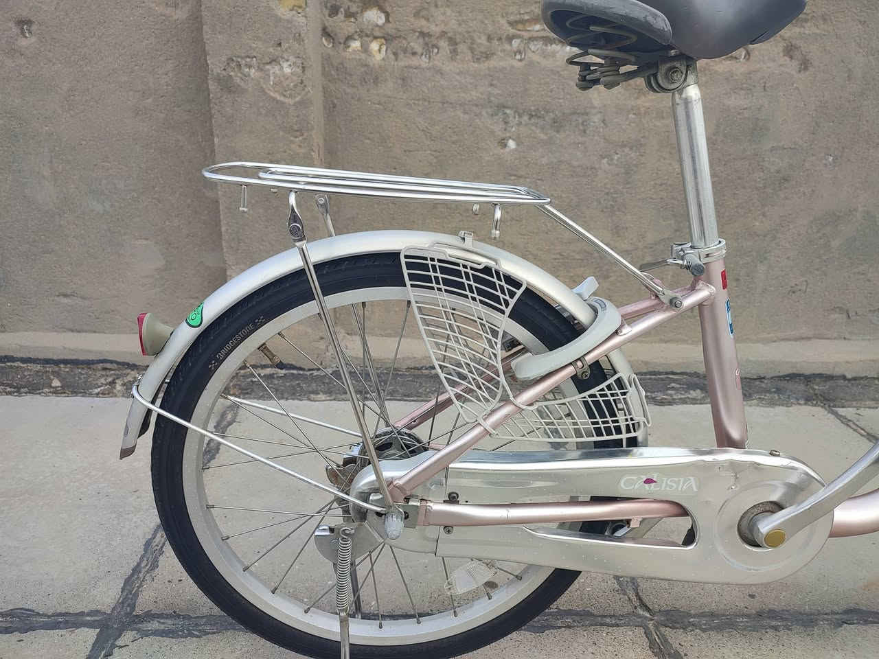 باسكل برجستون ياباني اصلي كله عل بلاد حجم 22
للاستفسار
***********
