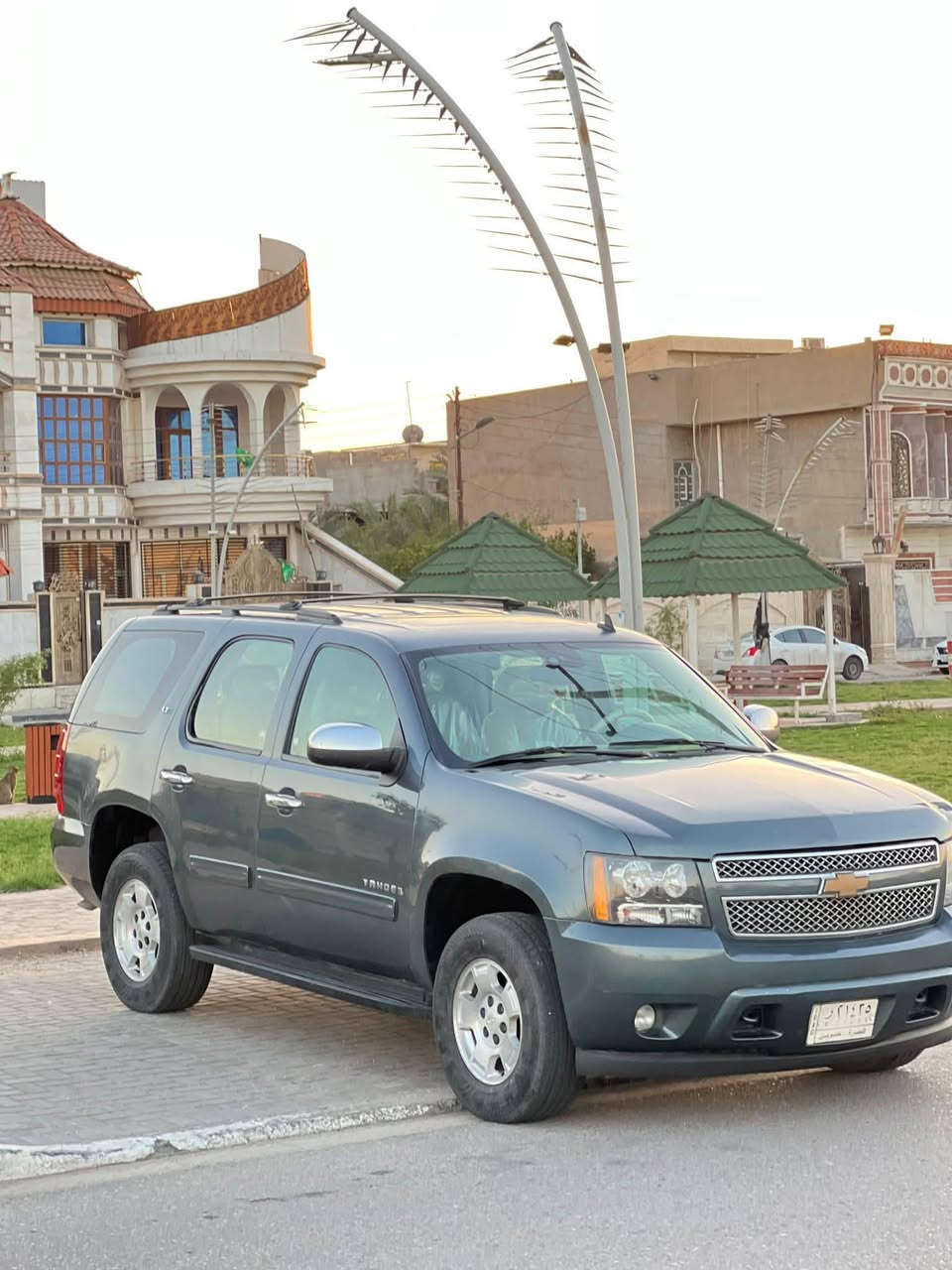 السلام عليكم تاهو 2008 رقم بصره لون مميز السيارة جاهز للخير LTZ فول مواصفات كير جديد محرك جديد حدادية فول 100/100 تخم تاير جديد دواخل شرط كارتون تبريد ثلج تريك وين ماتريد السيارة داخله كلين ولحد هس كلين بس تعرفون هاذ الون يجرد مصبوقه فرن جمالية اثر جراد شرط بدون حادث السيارة  مال جنايه السعر المطلوب 175 بيهه مجال بصيط حك الجيه الشراي يتصل*********** وانه بلخدمه ملاحظه مارد خاص اتصال فقط  العنوان بصرة شط العرب انه مكلف بنشر
