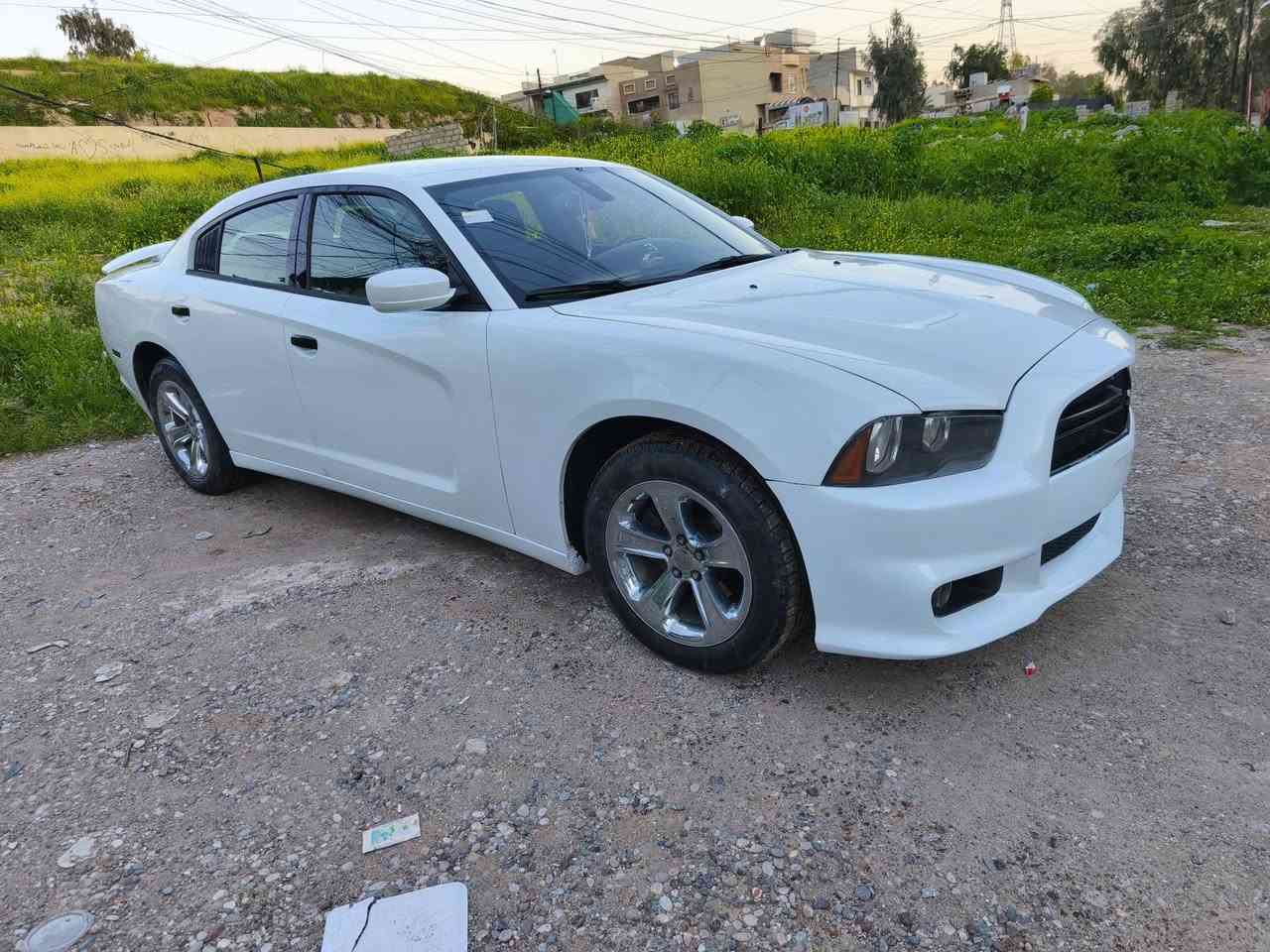 السلام عليكم جارجر موديل 13گير طياره شاشه چبيره گير جديد محرك جديد طخم تأير نضيف صدر امامي خلفي جديد رقم بغداد انگليزي بسمي سنويه وهزه جديده ضرر جاملغات امامي وبوند مبدلات اصلي السياره جديده السعر 140ورقه مكانها موصل للاستفسار الاتصال ***********
