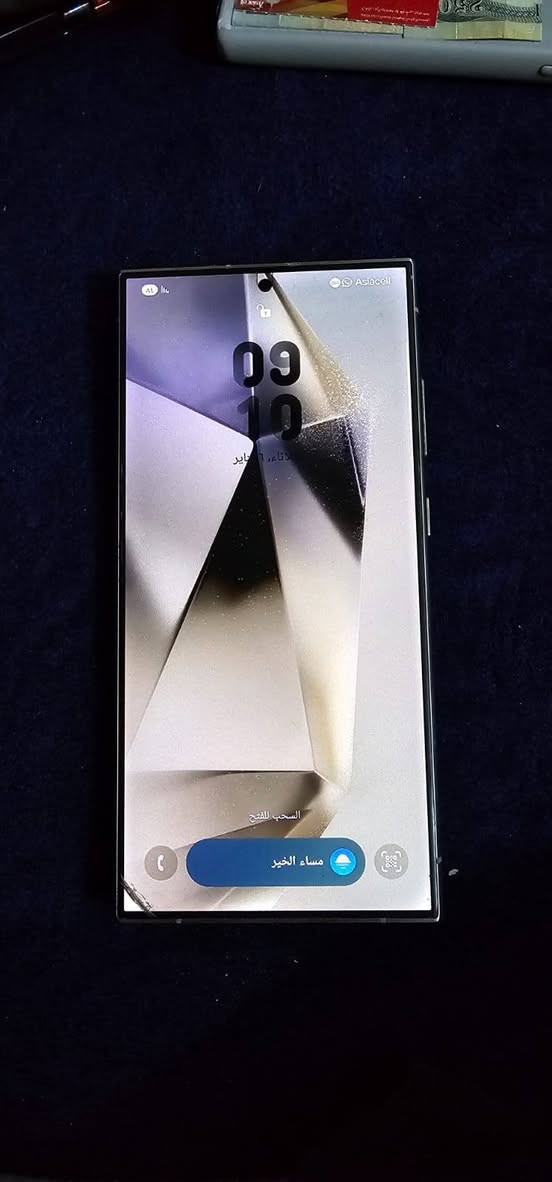 S 24
الون تيتانيوم تلفون مامفتوح 
تجي تفحصه بلبيت او اي مصلح تودي اذا بي شي تعوفه وتروح 
سعر 950
مكاني بغداد مدينه الصدر 
***********
