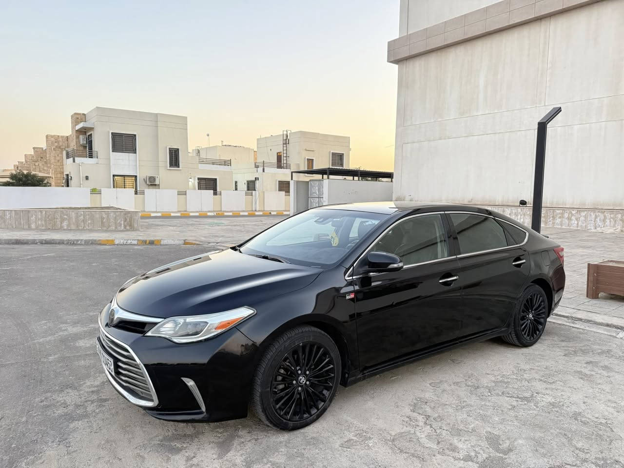 افلون 2018 كلين تايتل وارد امريكي 
مواصفات xleفول مواصفات ماعده الفتحه
 ماشيه 150 الف كله ع وضع البلاد والشركه 
كشنات جلد تبريد تدفه كشنات 
رادار امامي خلفي جانبي السياره
 بدون قطره صبغ مكفوله كفاله عامه 
الاستفسار ع الرقم ***********
مكان السياره صلاح الدين تكريت
