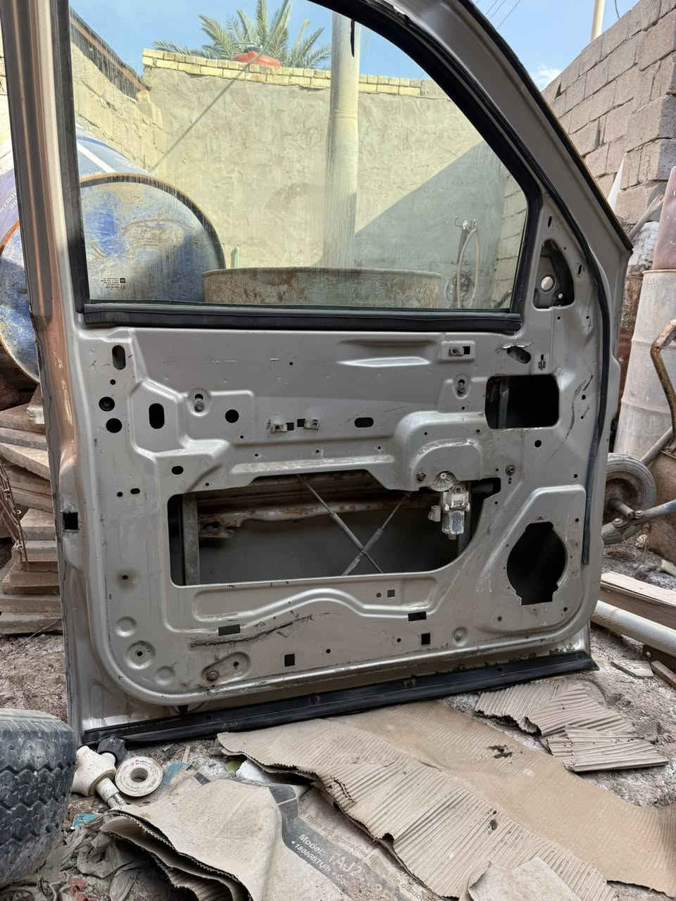 للبيع غراض 2007  بيبان امامية
بيبان عدد ٢ 
مكينة جام عدد 4 
جام مضلل بلاد عدد 2 
ترايش باب طخم 4 
ظفيرات باب فيش 
سماعات عدد 4


**إذا كنت صاحب هذا الإعلان وتريد حذفه لأي سبب، رجاءا أرسل رسالة إلى الدعم الفني**