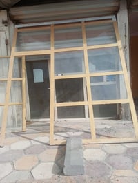 واجهه مال محل البيع عرض 3 متر وارتفاع 3 متر 07819987578 قيم بما يرضي ا...