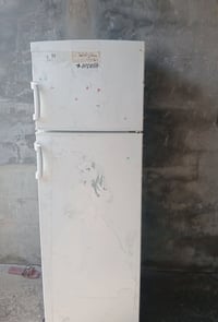 ثلاجه للبيع شرطت شقاله تجميد فول مكاني مام زاوه سعر 100بيها مجال 07876...