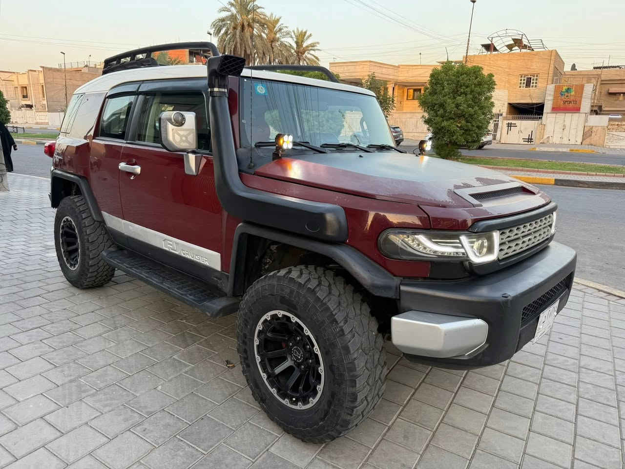 السلام عليكم   .....  للبيع اف جي ٢٠٠٨  خليجي بدون حادث بدون صبغ  ماشية ٣٤٠ الف فور ويل شغال صبغها جارد تايرات جبلي شوتة خارجية شاشة كبيرة كامرة خلفية السعر ١٦٥٠٠ وبيها مجال الاتصال على الرقم ***********
