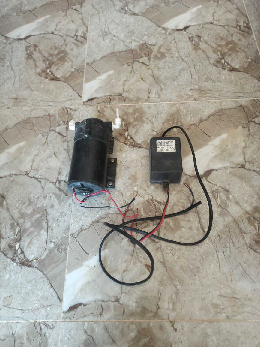 انطوني به سعر ماتور مع شاحن جهاز تصفية الماء


**إذا كنت صاحب هذا الإعلان وتريد حذفه لأي سبب، رجاءا أرسل رسالة إلى الدعم الفني**