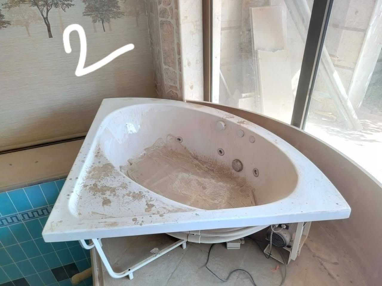 ۱-مشاری بڕینی دیوار و سقف تا ۲۹سم ئەبڕێت  لۆک یەک سەعات ئیشی کردووە (وێنەی یەکەم).
۲-چاکوزی لۆک بەکارنەهاتوو ۱٦۰سم(وێنەی دووەم).

۳-جیهازی لێزەر بڕینی ئاسن و پلێت تا ۱۰ملم(وێنەی سێیەم)
بۆ نرخ پەوەندی بکەن:
***********
***********
