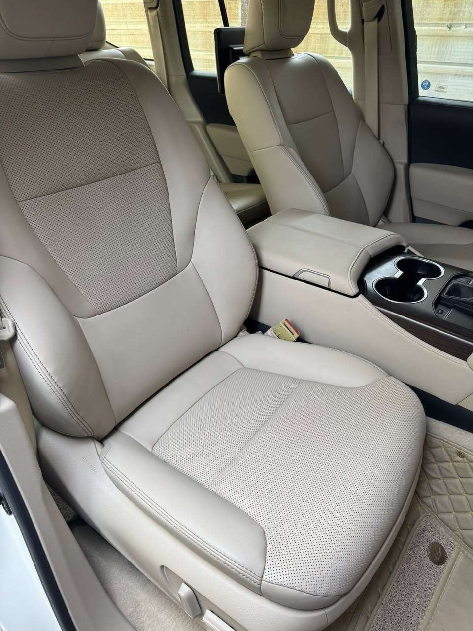 لاندكروز مديل 2023  سياره اصليه رقم اربيل مكفوله كفاله عامه كلش جديده ماشيه 41الف  مكاني بغداد سيديه. ‭0770 946 2439‬
السعر 690وبي مجال بسيط
