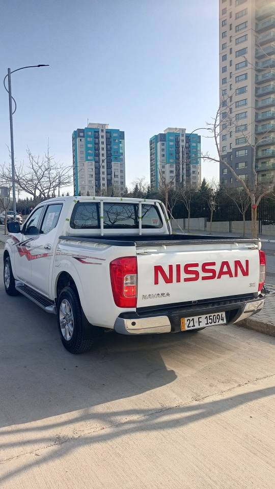 نیسان نەڤارە بۆ فرۆشتن  سەیارەکە ٤تایەی تازەی بۆ بەستراوە  ١٢٠هەزاری هەقیقی ڕۆشتوە نموونە لەجوای هیچ هیچی پێوە نیە  تەنیا بۆنیدەکەی شوێن یەک دووو بەردی بچوکی هەیە   سەیارەکە نموونە ماوەتەوە گۆڕێنەوەش بە MG t60 ئەکەم *********** السليمانية, العراق
