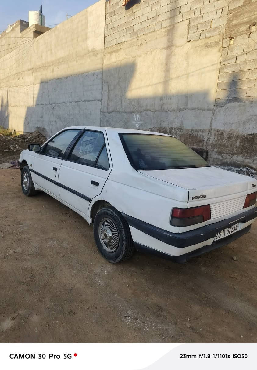 بيجوا روى كير جديد مكينه تجفيت جديد غراض كله اصليه تخم تايرات جديد  مكاني كربلاء ***********  السعر 25 ورقه  تبريد موشغال   بيه صوت اكسل  من تمشي سرعه  السياره بسمنه
