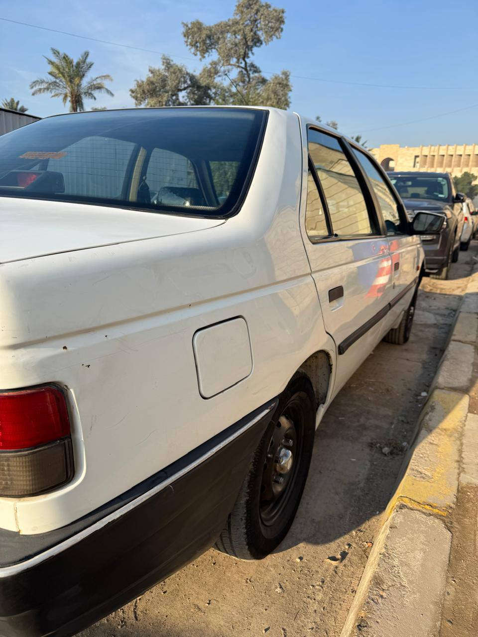 السلام عليكم 
بيجو روى 2009 مكفولة نظيفة احلى من الصور بعد 
مكاني بغداد الخطيب 
السعر 45 $ بيها مجال قليل 
***********
