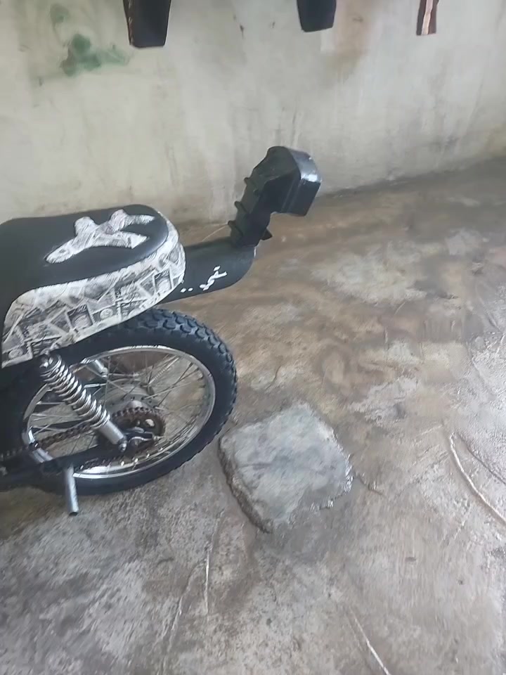 السلام عليكم دراجه ناعمه موديل 23 سعر 400 وبي مجال رقم الهاتف***********
