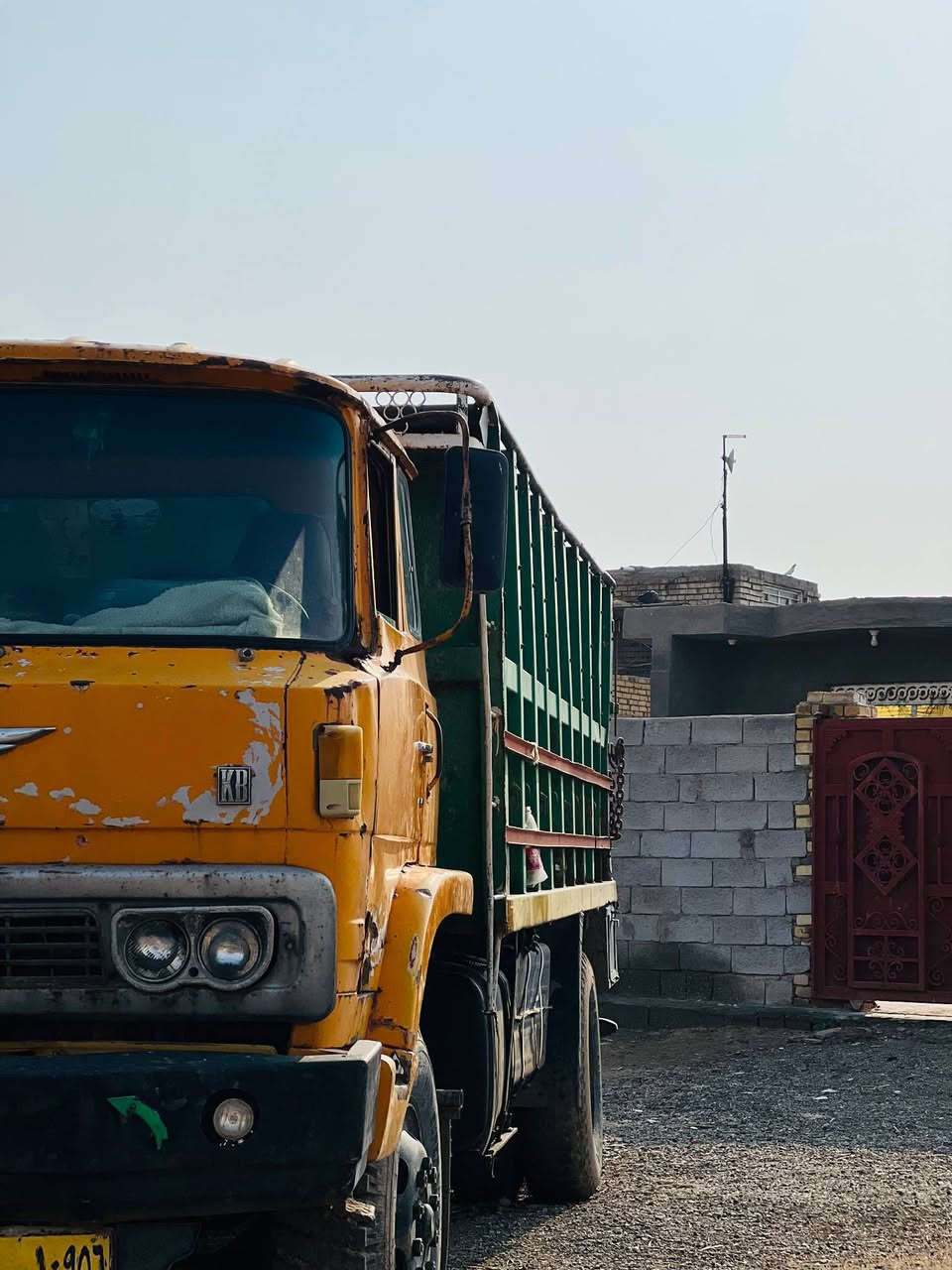 هينو للبيع رقم صدامي للاستفسار الاتصال على الرقم الآتي ***********
