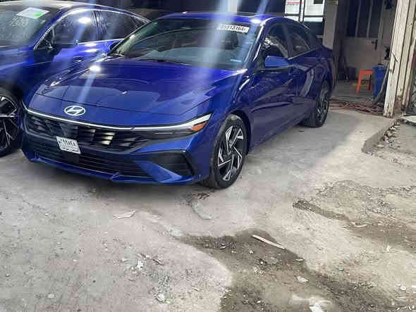 اسلام عليكم المحروسه للبيع موديل 24 فول لمتدد
4 كامرات وبعد معروف المتدد ميحتاج اشرح 
حادث جاملغ وصندوك مكان البنوك السعر 150 
***********
