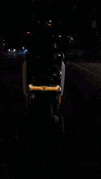 درجة شحن نضيفه البيع 
موصفات
 حجم الدراجه 20
5بطاريات كبار
اربع سرع 
السرعه الحقيقية 80 
في تطبيق ويز
البريك الامامي والخلفي ديسكات 
العدسة المايه عالي ناصي
للسعر 450وبيه مجال 
رقم التلفون ‏‪0772 786 1252‬‏
