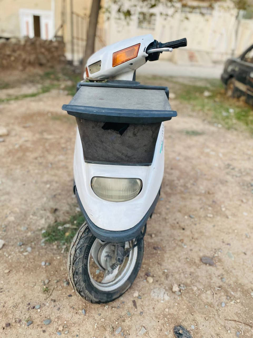 السلام وعليكم مطور بزون للبيع مكينه شرط شاصي شرط ويرمنيه كله شرط درع اصلي شرط تيت جدد تحريكه ومعدل 
شرط مطور حيلا نضيف  السعر 250 وبي مجال للاستفسار الاتصال على الرقم *********** بي وتساب مكاني موصل جنب ايمن
