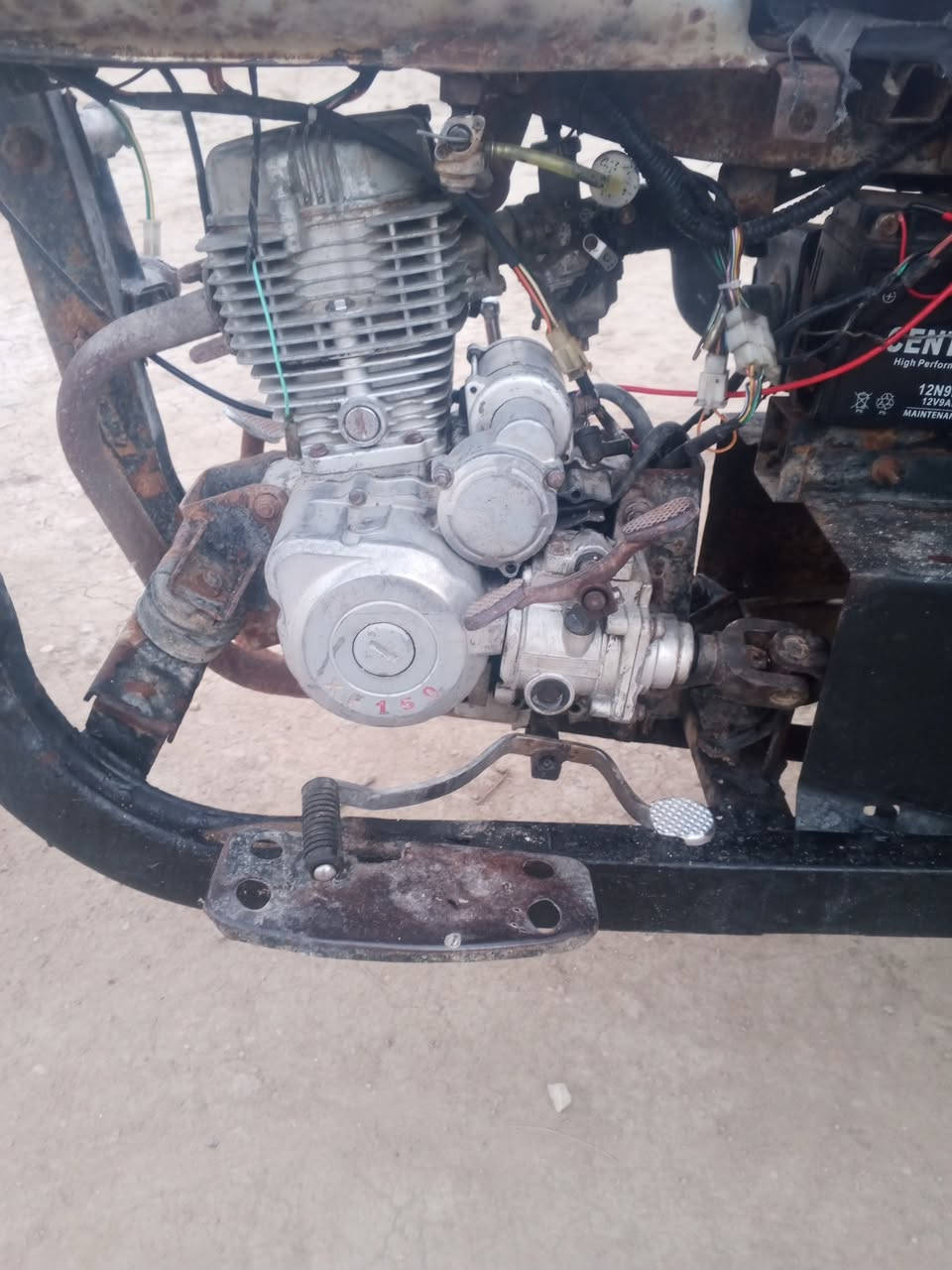 السلام عليكم امتيار للبيع 2011 ستوته جاهزه ما بها اي نقص المكان حل الشوملي اوراق اصي***********
