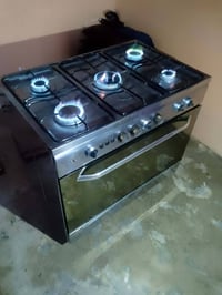 طباخ فريش  ٥ عيون لاصلي نضيف جدا #السعر150 وبي مجال لشراي   للأستفسار ...