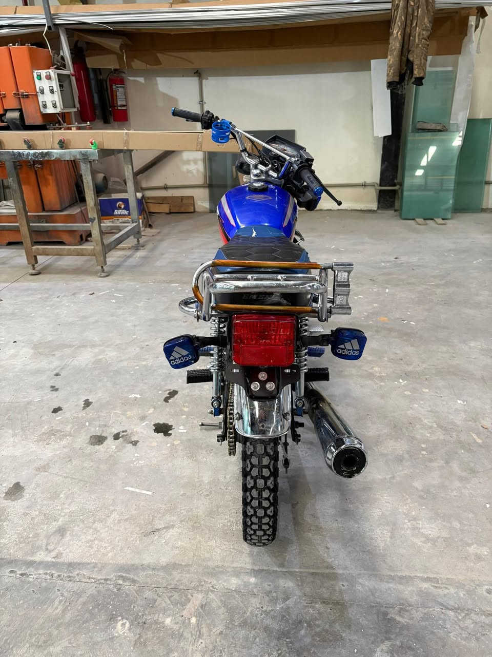 موتور ساڤيني محرك 150cc
موديل 2021
للبيع
السعر 400 الف وبيه مجال بسيط
لتواصل واتساب ***********
