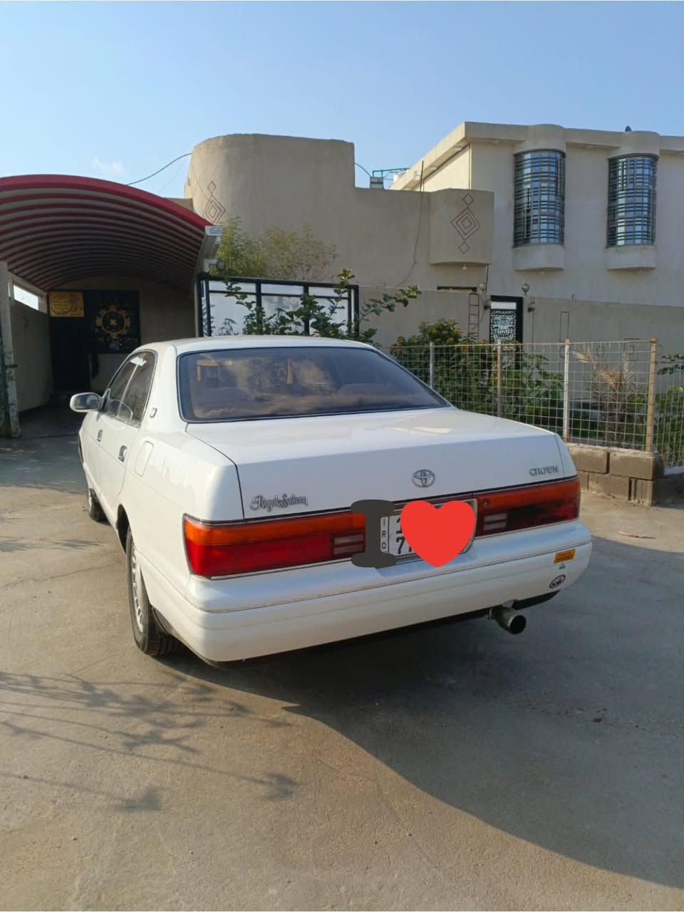 بطة منفصل جديد جاهزة من كلشي نظيفة جدا مكفولة من الصبغ والضربة والاصوليات كير ومحرك ٢٥٠٠ مكفولات سيارة جناي ممتعبهه سعر ٧٢ ورقة وبيهه مجال للتواصل ***********
