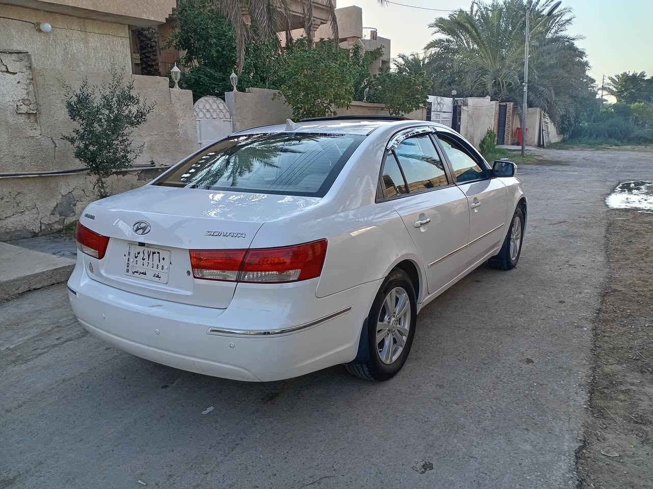 السلام و عليكم
سيارة سوناتا ٢٠٠٩
خليجي رقم بغداد
مكينة ٢٤٠٠دوش
فول موصفات
فتحة تحكم استيرن جهتين
شاشه كامره
دشبول صاج
داخل عسلي
ويلكب المرغوب
السيارة بدون حادث
بيه ٣ قطع صبغ
و ٢كلير
بدون دواخل بدون معجون
فقط رش
تبريد تدفئه شغال
صدر امامي خلفي جديد
تخم تاير
كهربائيات شغاله
مكينة وكير مكفولات
 لا صرف ولا تبخير
السعر ٩٨
المكان بعقوبة
الاتصال على الرقم ***********
