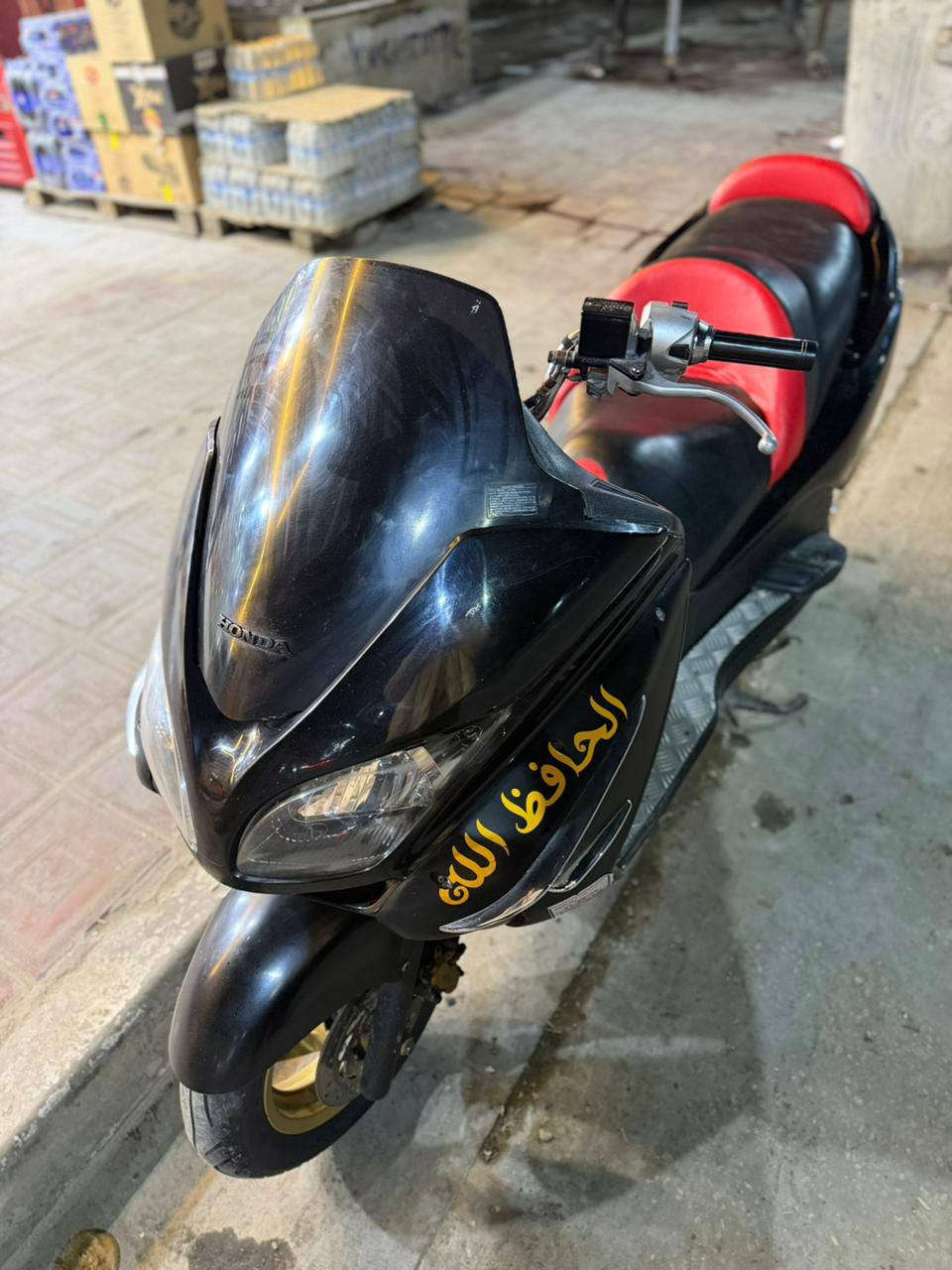 سلام عليكم عندي دراجه للبيع فورزه 08 دراجه نضيفه كلش حلو ما مفتوح برغي بيه الي يشتري خلي ايراسلني على  رقمي 
***********
