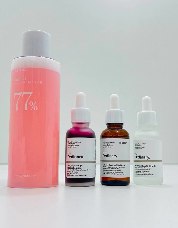 مجموعة من منتجات العناية بالبشرة، وهي:
تونر Anua Peach 77% Niacin Essence Toner: تونر مرطب ومغذي للبشرة.
The Ordinary AHA 30% + BHA 2% Peeling Solution: مقشر كيميائي للوجه يعمل على تحسين ملمس البشرة وتوحيد لونها وتنظيف المسام. 
The Ordinary Caffeine Solution 5% + EGCG: سيروم مصمم لتقليل ظهور الهالات السوداء والانتفاخات تحت العين. 
The Ordinary Niacinamide 10% + Zinc 1%: سيروم يساعد في تقليل مظهر عيوب البشرة والمسام المتضخمة.

 
توصيل بغداد و محافظات
 #اوردنري #سيروم #مرطب #مغذي #عناية_بالبشرة


**إذا كنت صاحب هذا الإعلان وتريد حذفه لأي سبب، رجاءا أرسل رسالة إلى الدعم الفني**