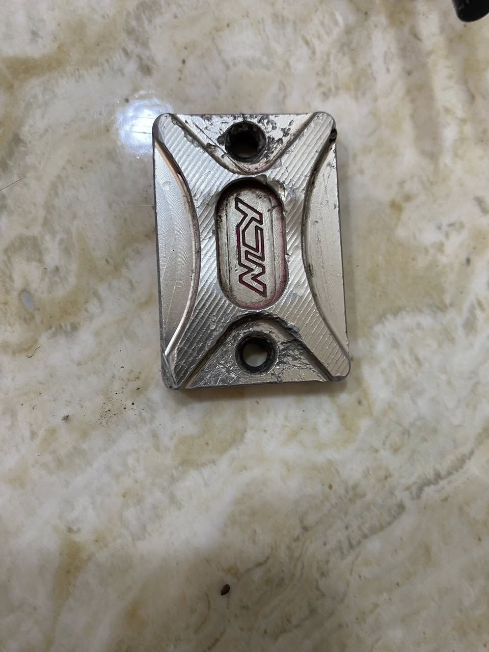 قابق عمبار ١٠ قطره ١٠ قابق فلوين ١٥ شيله ٤٠ طاسه مال كلج ١٠ كفارات  ٤٠ السعار نهايتهن
🤍


**إذا كنت صاحب هذا الإعلان وتريد حذفه لأي سبب، رجاءا أرسل رسالة إلى الدعم الفني**