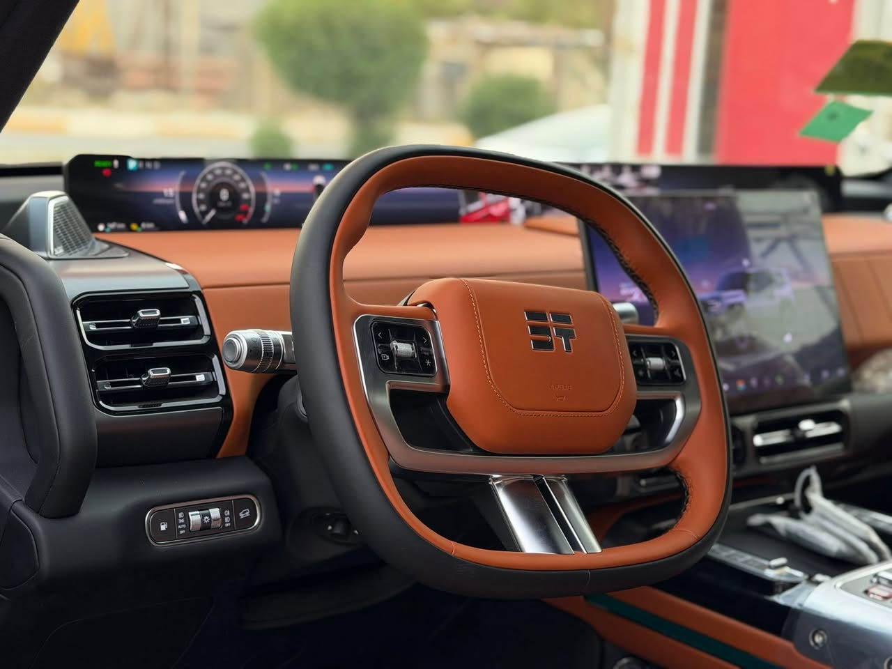 (بسم الله الرحمن الرحيم)

جيتور G700 🔥 بريميوم 🚀 2027💣

#قطعة اخيرة 🔥🔥

فول مواصفات 1/1 💯 :

1- بصمة 🔐
2- ثلاجة ❄️ (فريز) 
3- هوك خلفي 💥
4- كراسي مساج ⚡️
5- عدد المقاعد 7 راكب 🧡
6- جكات ⬇️⬆️
7- توقف تلقائي للصدمات 💥
8- شاشات تفاعلية 
9- نضام وقوف تلقائي 
#قدرة حصانية 905 حصان 🔥🔥🔥
وباقي مواصفات الجيتور ال G700 
موجود فديو تفصيلي عنها داخل الموقع ✅

السيارة زيرو 0 ضمان شركة هالم ✅

#السيارة مميزة جداً 

ضمان مليون كيلو متر او 10 سنوات من شركة هارلم ✅

#السعر تعليق او اتصال 

للاستفسار الاتصال على الرقم

***********
***********
#مسلم الخفاجي 

شركة صدى الجواد / بغداد الكاضمية /
