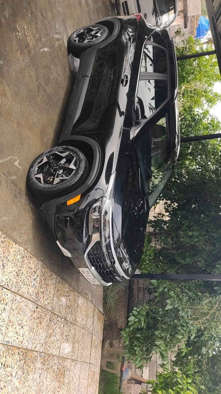 السلام عليكم 
كيا سيلتوس 2025 وارد أمريكي حادثة بنيد فقط صور مرفقة مع المنشور 
فوول مواصفات 1/1 عداء البنوراما
رقم اربيل الجديد ( انكليزي ) تحويل مباشر

محرك ٢٠٠٠دوش 
فور ويل
بصمة ابواب وتشغيل  بصمات  
كشنات جلد كهرباء
تدفئة تبريد
تشغيل عن بعد

 تحديد مسار

تحكم ستيرن كامل جهتين 
شاشة كبيرة ديجتل متصلة مع كاميرا دوارة
تبريد شاشة
مرايات جانبية كهربائية مع اشارة بالمراية
اضاءة بالكامل LED زينون

السعر ١٧٨ ورقة وبي مجال
مكاني بغداد أبو غريب/‏‪***********‬‏
