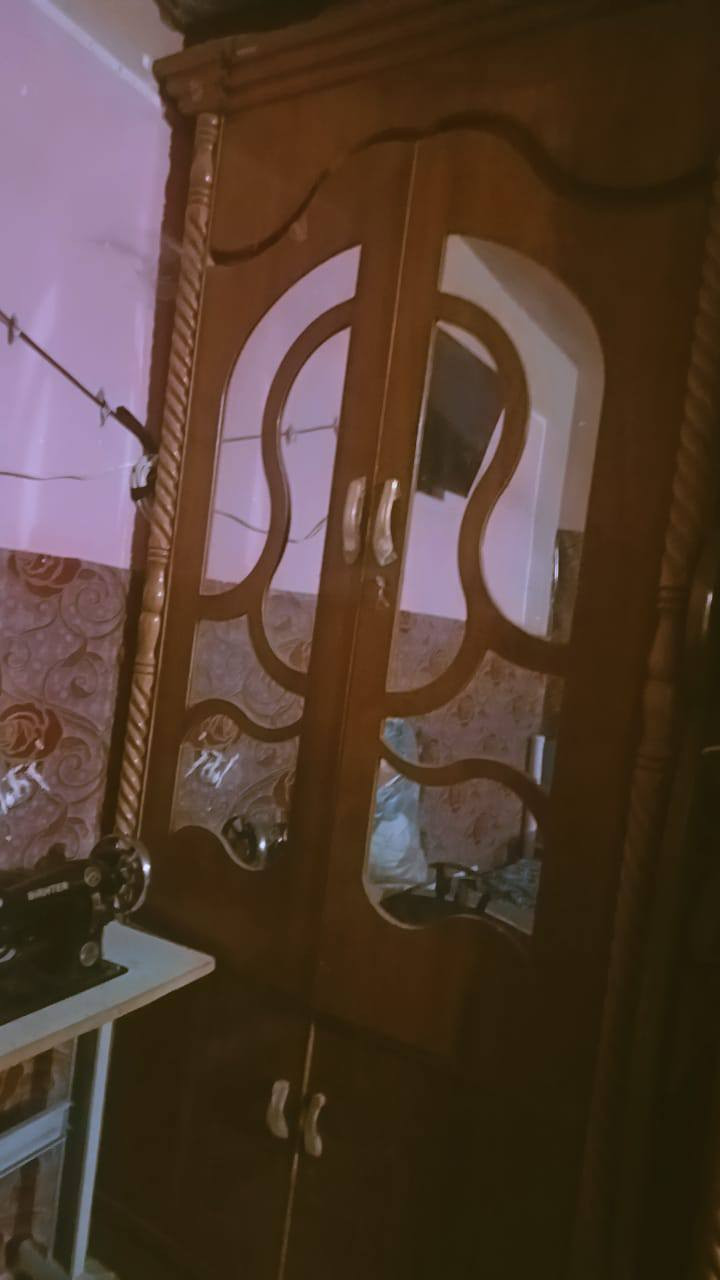 سلام عليكم عندي هاي الغرفه للبيع السعر 700 قفل الي يريدها يعلق ماعندي ماسنجر


**إذا كنت صاحب هذا الإعلان وتريد حذفه لأي سبب، رجاءا أرسل رسالة إلى الدعم الفني**