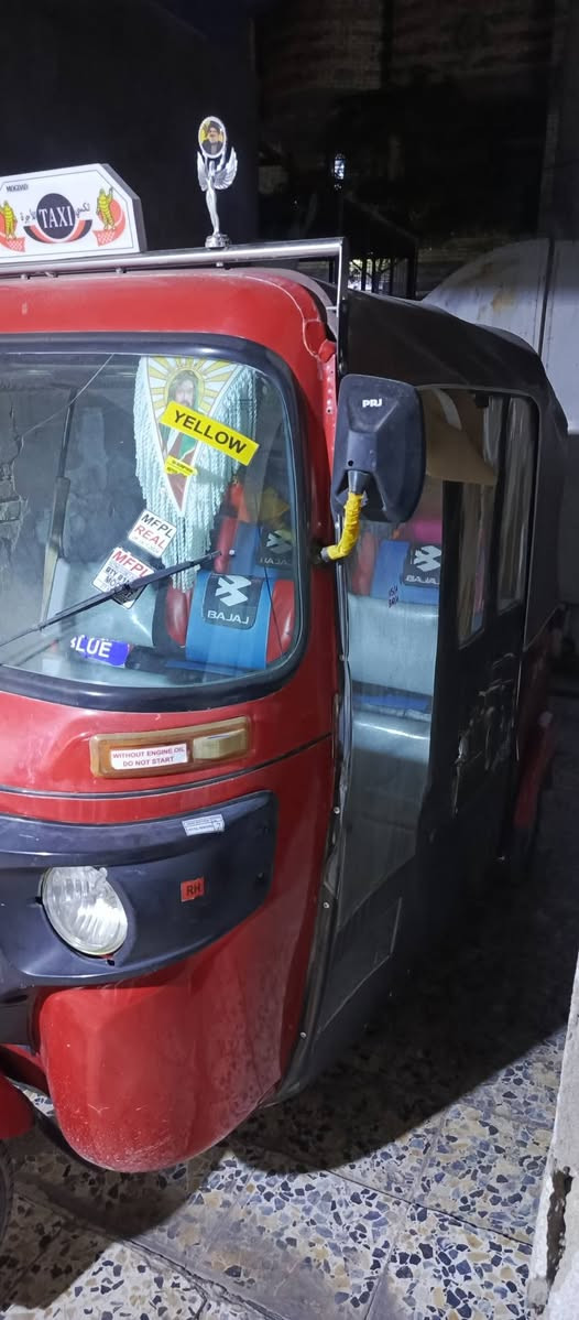 تكتك للبيع موديل 2018 مرقمة بغداد مكينة 20خير من الله سعرها 5250 وبيهة مجال حك جية 
بغداد منطقة العبيدي 
للاستفسار ،***********
