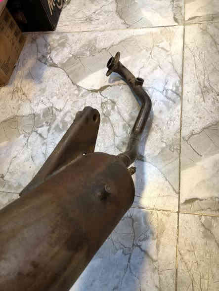 السلام عليكم 
صالنصة رياضي 140عام ام الحساس مال رمبة
 (سكنس،جيتي ار٫ جبلي )
بوشتين بيها باركرود 
بيها لحيم واضح بالصورة 
مكاني بغداد الحرية ***********
السعر 30 الف
