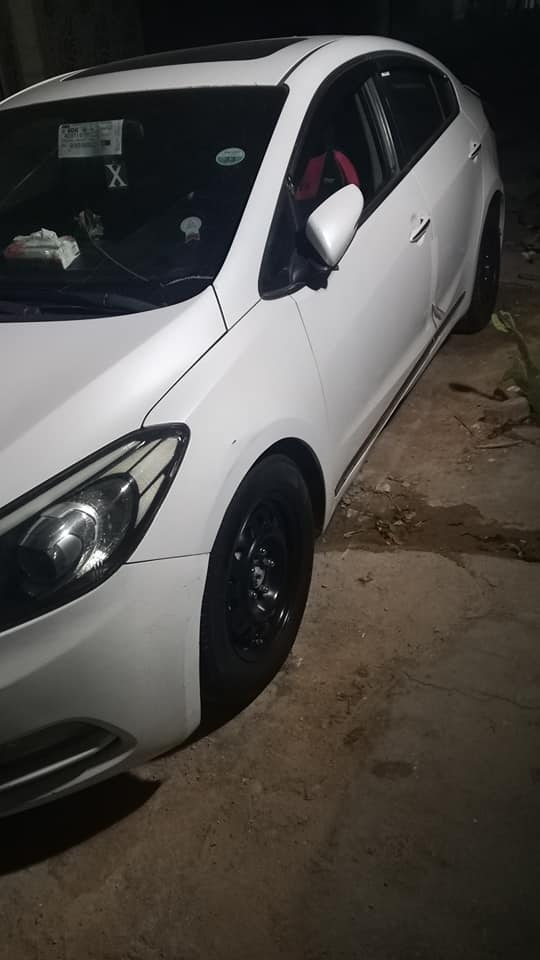 سلام عليكم 
سياره خليجي للبيع موديل 2013
مكاني نجف 
***********
السعر 106 وبيها مجال
