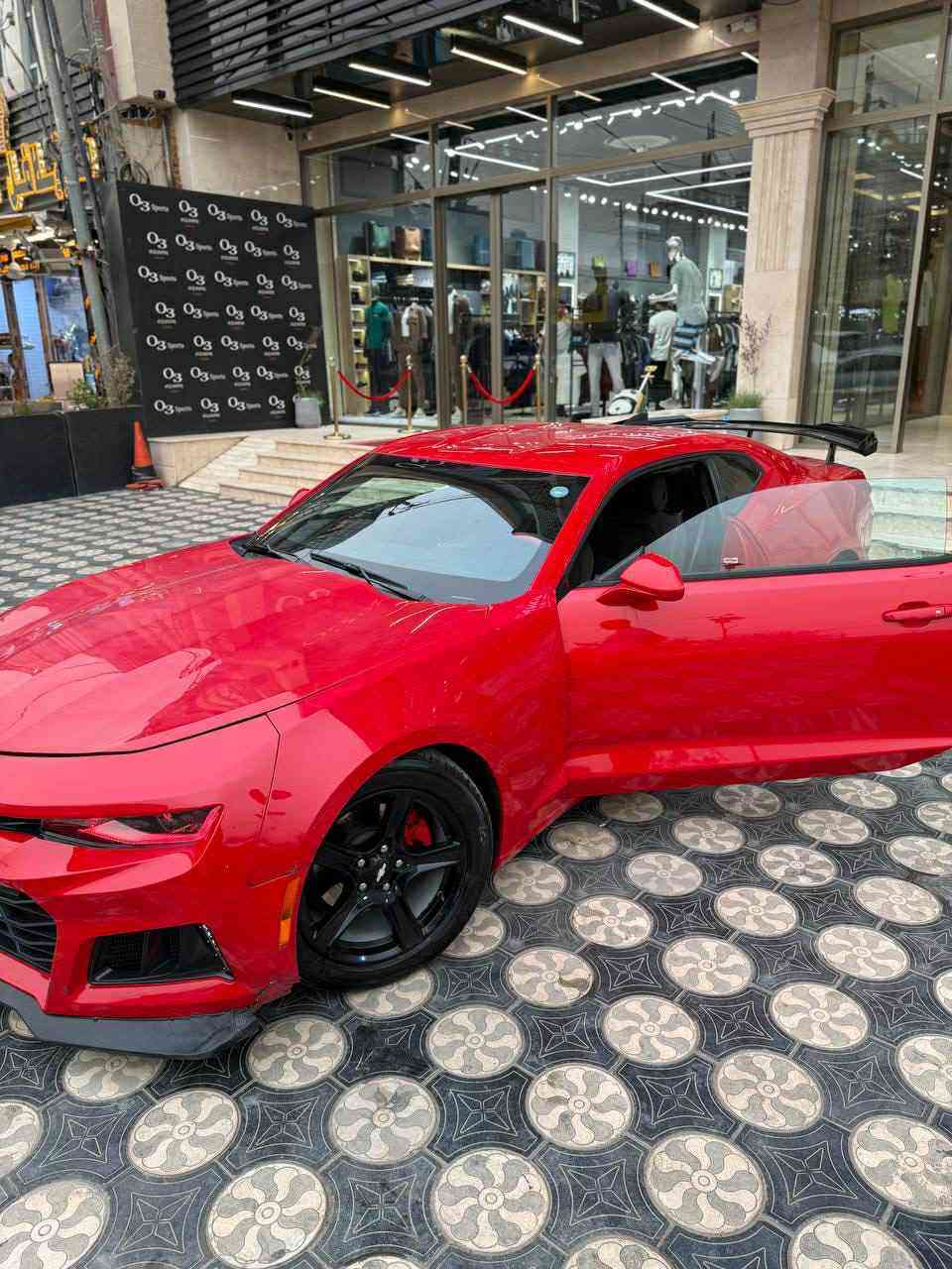 كمارو موديل 2020
للبيع او مراوس بجيب 
(لون احمر مميز
( رقم دهوك مميز
مكينه  6
المواصفات 
( تحكم ستيرن فول
(كروز سرعه
( شفتات
( بصمه
( تشغيل عن بعد
(مود القيادة سبورت + عادي
( الكير اوتوماتيك + عادي
( سايد بريك بصمه
( الكراسي تحكم كهربائي
(الابواب بصمه
(الجام اوتو
(شاشه اعطال
( كامره خلفيه دواره
(بيها اكزوز وتفريغ كامل اكس بايب دامبايب
( سبايدر
الصدر فول نضافه
 الاطارات نضيفه
تدفئة تبريد ثلج
باتري جديد  ولف حماوه جديد  بلكات جديدة
سيارة جاهزه تريد تحويل تريد وكالة ترايك وين متريد
السعر ١٤٧ بيها مجال
مكاني بغداد اعظمية
***********
