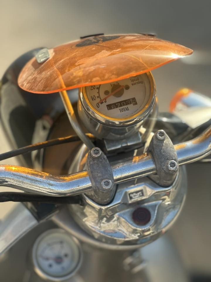 ماطو ر واحد عراق شرط برغي ما مفتوح عبد الحليم شرط نضافه وشرط محرك كبس برغي ما طاخه اسبانه السعر ٤٧٠الف وبي مجال قليل  
رقم  ***********به س واتساب
