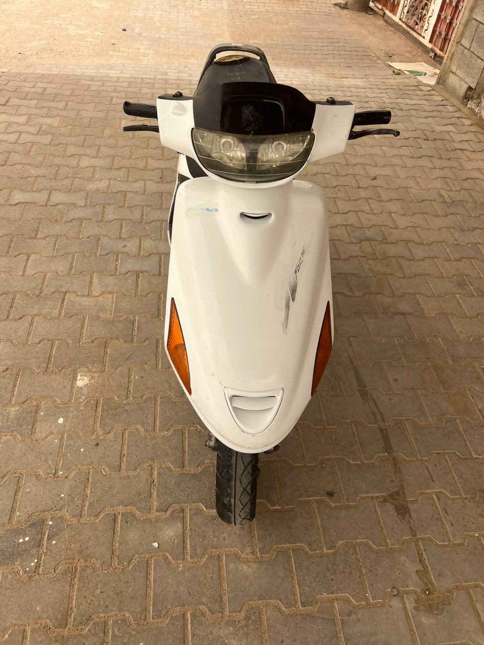 للبيع فراشه فحل مفتوحه مرة وحدة نضيفه شلعه حلوه نقص كهربائيات واير مكطوع ماعرف اسوي تخم تاير دبلات كفرات جدد السعر 400بيه مجال المكان البصرة قضاء الدير


**إذا كنت صاحب هذا الإعلان وتريد حذفه لأي سبب، رجاءا أرسل رسالة إلى الدعم الفني**