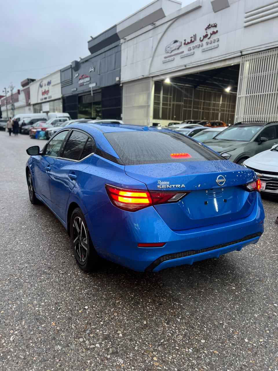 بسم لله الرحمن الرحيم 
نيسان سنترا 2024 للبيع 
مواصفات SV
كشن 🔥 
استيرن 🔥 
ماشي 10 ألف ميل
صبغ 2 و نصف بابين
لون ازرق
بدون ارباك 
مكان سياره أربيل 
رقم كاتي تترقم شيمال 
سعر 127 ورقه بي مجال 
***********
نيسان سنترا بو فروشتن مواصفات SV
دوو بارجه ونيو سبغ بى 
بي أرباك 
زماره كاتي أربيل, العراق
