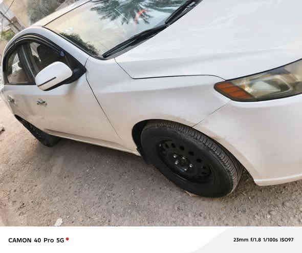 السلام عليكم فورتي ٢٠١٣ بيهة الغد بصف السايق واصل الشاصي وبيهة كم قطعة صبغ اني ابيع حزام محرك ١٦٠٠جي تي اي *********** السعر ٧٤وبيهة مجال قليل
