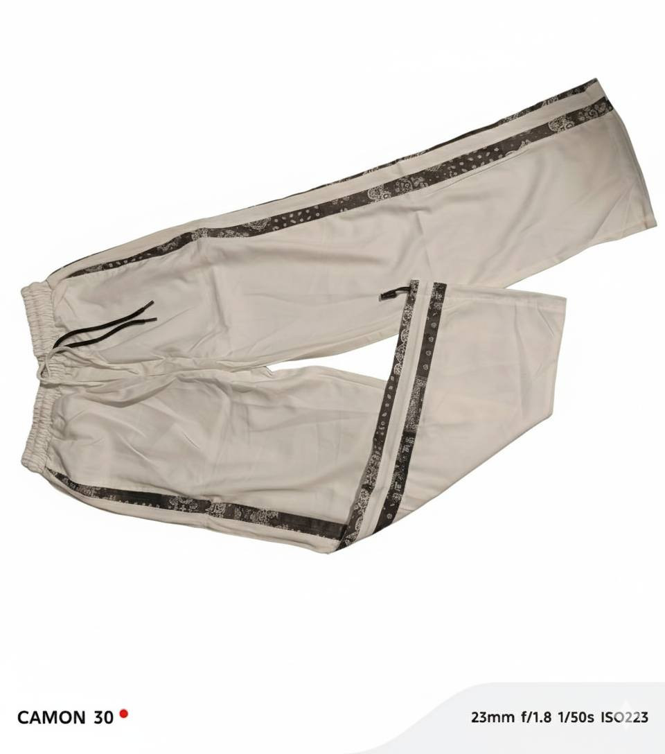 👕 كشختك علينا.. والسعر ولا بالأحلام! 🔥
​تبي تجدد مظهرك وتلبس أرقى الموديلات وبأقل الأسعار؟ الحك ما يلحق! 🏃‍♂️💨
​قطع مميزة، خامات مريحة، وتصاميم تناسب ذوقك.. وكل هذا بسعر ثابت وموحد:
💰 السعر: 5,000 دينار فقط للقطعة الواحدة! 💰
​ليش تتسوق من عندنا؟
​أحدث الموديلات: تشكيلة جديدة وصلت الآن.
​جودة ممتازة: خامات قطنية مريحة للبس اليومي.
​أرخص سعر: تحدينا الغلاء وجبنا لك الأنسب.
​📍 للحجز والاستفسار:
تواصلوا معنا الآن عبر الواتساب أو الاتصال المباشر على الرقم:
📞 ***********
​🚚 يوجد خدمة توصيل لجميع المناطق!
​#ملابس_رجالي #أزياء #عروض #تخفيضات #كشخة #أناقة_رجل #العراق
