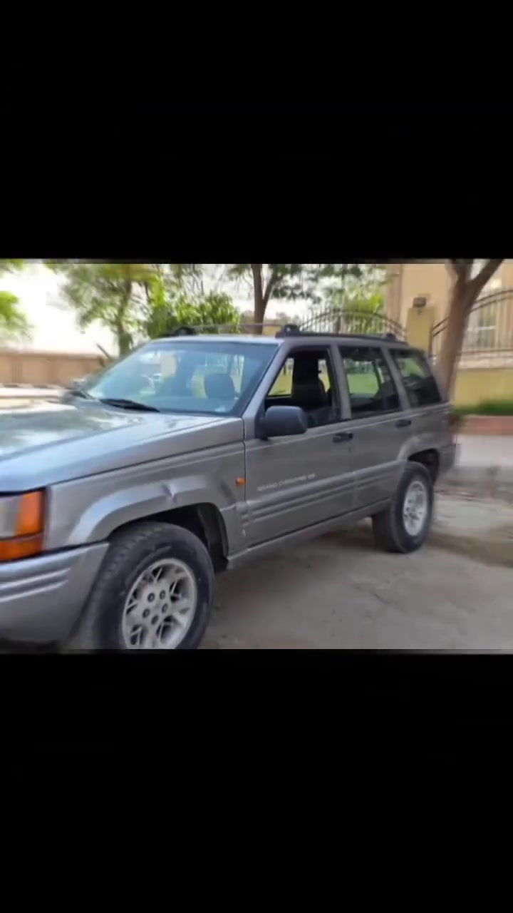🔥 جيب جراند شيروكي 1997 V8 | فابريكا بالكامل 🔥

عاشق القوة والهيبة؟ العربية دي ليك 👇

مواصفات العربية:
- الموديل: جيب جراند شيروكي 1997
- العداد: 240,000 كم شرعي
- الموتور: 8 سلندر - صوت وهيبة مش هتلاقيها في عربيات كتير
- الفتيس: أوتوماتيك سلس جداً
- الجر: دفع رباعي 4x4 جاهز للبر والصحرا
- الحالة: فابريكا بالكامل من الداخل والخارج - مفيش رش ولا حوادث

مميزات تخليك تركب وانت مطمن:
✅ صالون جلد بحالة ممتازة  
✅ تكييف قوي وتبريد ممتاز  
✅ جنوط أصلية بحالة جيدة  
✅ ناقل حركة أوتوماتيك سلس  
✅ رخصة سارية وتأمين  

العربية معاينة في مدينة نصر، وجاهزة للمعاينة.
📱 للتواصل واتساب لسرعة الرد : 01011209087  

ملحوظة: العربية دي مش بتاعة شوارع زحمة وبس، دي بتاعة راجل عارف قيمة الـ V8 والدفع الرباعي. 

#جيب #جراند_شيروكي #JeepGrandCherokee #كريستالة #سيارات_مستعملة #مدينة_نصر #V8 #4x4


**إذا كنت صاحب هذا الإعلان وتريد حذفه لأي سبب، رجاءا أرسل رسالة إلى الدعم الفني**