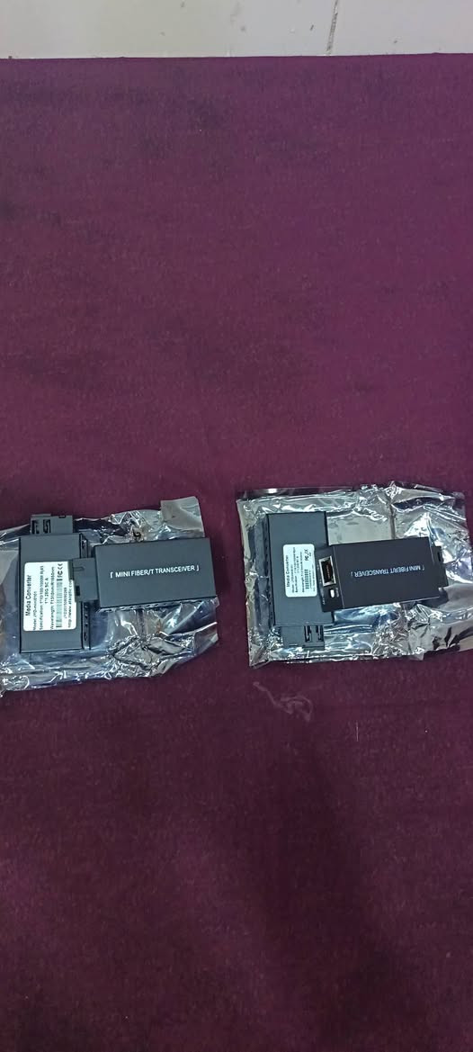 ✅ جديد ومسلفن
✅ يحوّل من كيبل الشبكة RJ45 إلى فايبر أو بالعكس
✅ سرعة 1.25G
✅ منفذ SC
✅ مناسب للكامرات والشبكات ونقل الإنترنت لمسافات بعيدة
✅ يدعم مسافة تصل تقريباً 1000 متر وأكثر حسب نوع الكيبل
📍الموقع: النجف
💰السعر: القطعتين A+B بـ 10 ألف عراقي
للاستفسار راسلني خاص 📩


**إذا كنت صاحب هذا الإعلان وتريد حذفه لأي سبب، رجاءا أرسل رسالة إلى الدعم الفني**
