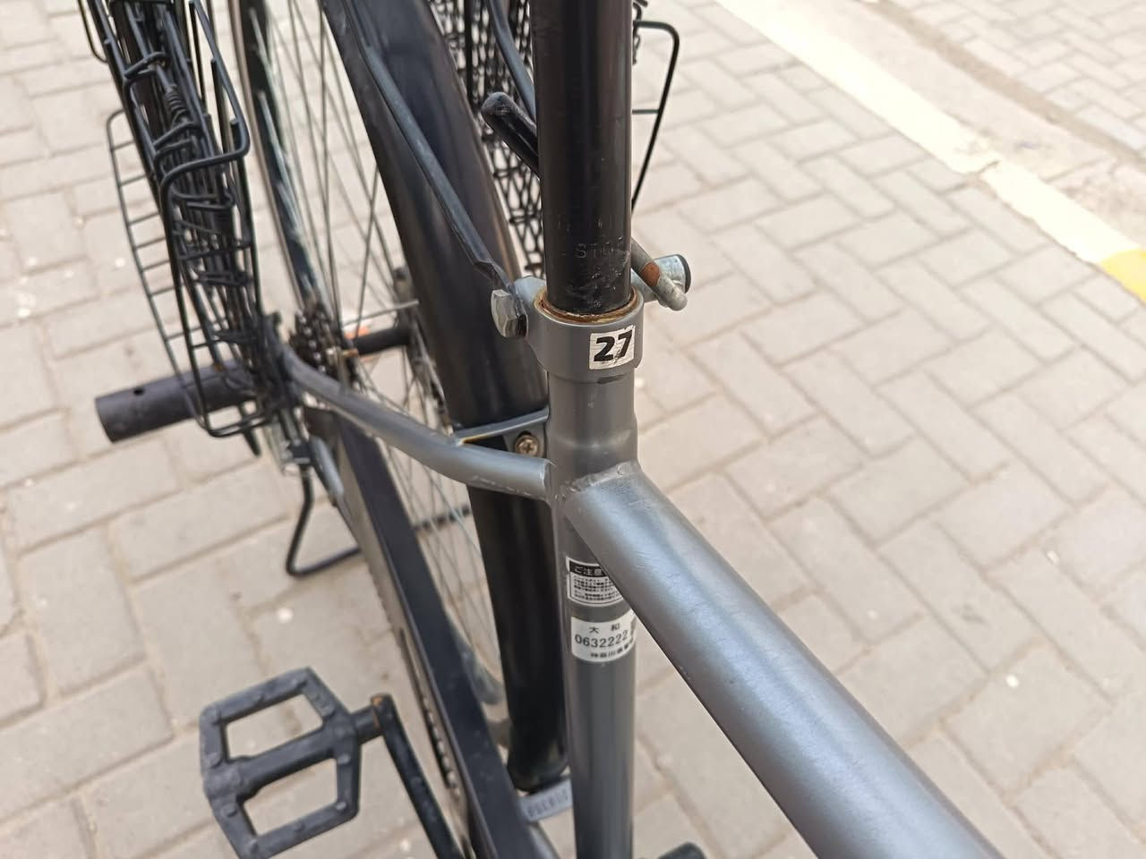 سلام عليكم بيسكل C700 مال ترحال بيسكل نضيف كير 6سرع بي دينمو سلات خلفيه بريكات شغاله كير شغال
البيسكل كلش نضيف اي عطل مابي اريد ابيعه معوز فلوس 👍🏻 الحجم 27
السعر 175وبي مجال بيع او مراوس
لاستفسار خاص او*********** واتساب فقط
