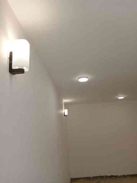 سيد علي للتأسيسات كهربائية وجميع مراحل سحب تشطيب نزالات أسعار مناسبه شغل نضيف ودرجه اولة مجمعات مدارس بنايات كادر متكامل جاهزين عده وعدد. للتواصل ***********
